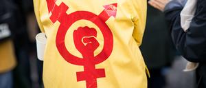 Wenn das Private politisch ist: Eine Beziehung ohne Feminismus ist eine Beziehung von gestern, findet unsere Autorin.