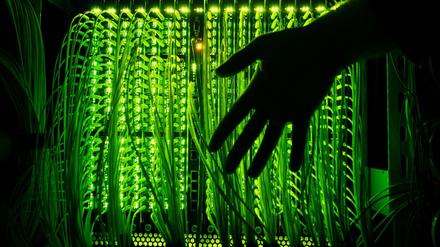 Die Deutsche Telekom stellt dem Robert-Koch-Institut anonymisierte Daten zur Verfügung, damit die Ausbreitung des Coronavirus besser verstanden werden kann. 