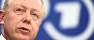 Weiß jeder, ob WDR-Intendant Buhrow 400 000 Euro Jahresgehalt wert ist? 