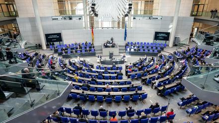 Die Debatte über die Coronavirus-Hilfsprogramme im Bundestag im Live-Stream.