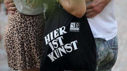 Auch die Werbung für das Kunstfestival "48 Stunden Neukölln" soll jetzt überwiegend im Netz stattfinden. 