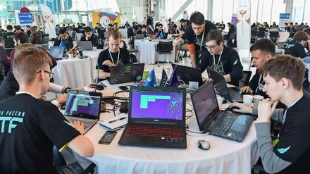 So sieht es normalerweise bei einem Hackathon aus. Diesmal trafen sich die Programmierer im Internet. 