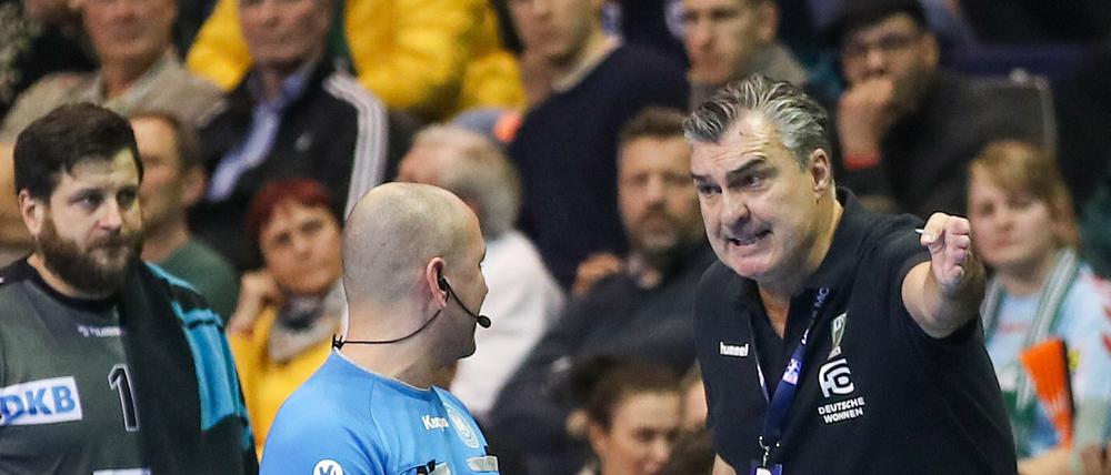 Füchse-Trainer Michael Roth befindet sich aktuell in Quarantäne.
