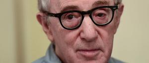 Filmregisseur Woody Allen bei einer Presskonferenz anlässlich seiner Bühnenproduktion von Giacomo Puccinis Oper "Gianni Schicchi" in der Mailänder Scala im Juli 2019 .