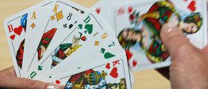 Skat spielen mit der ganzen Familie.