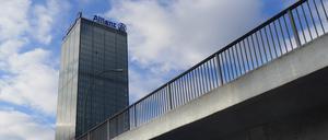 Die marode Elsenbrücke, die Treptow und Friedrichshain verbindet, muss abgerissen werden.