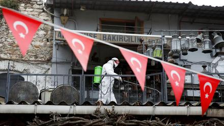 Desinfektion des Großen Basars in Istanbul. 