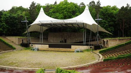 Die Waldbühne in Berlin - ähnlich wird es dort noch eine Weile aussehen.