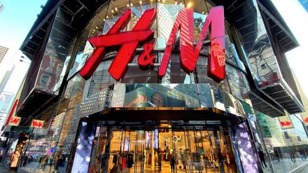 Eine Filiale der Modekette H&amp;M.