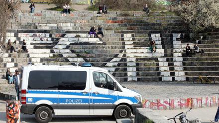 Kontaktverbot in Berlin: Die Verfassung und die Gesundheit zu schützen, das lässt sich in Einklang bringen.