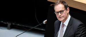 Der Regierende Bürgermeister appellierte an das Durchhaltevermögen der Berliner.