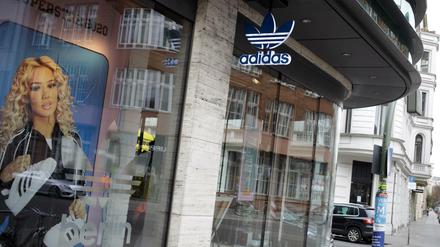 Nichts läuft mehr aktuell. Adidas in Berlin.