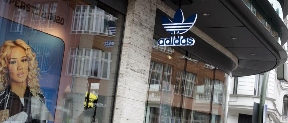 Nichts läuft mehr aktuell. Adidas in Berlin.