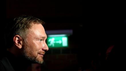 Sucht den Exit: Christian Lindner will über eine Lockerung des Kontaktverbots reden.