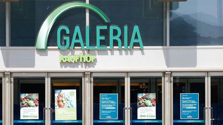 80 Millionen Euro Umsatz pro Woche weniger: So sieht die Bilanz der Ladenschließungen bei Karstadt Galeria Kaufhof nach Unternehmensangaben aus.