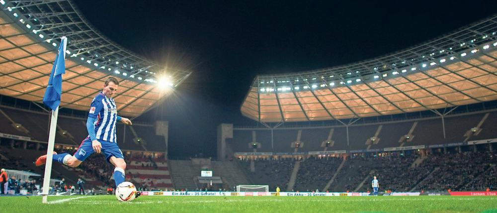 Ecke, Schuss, Tor. Oder auch nicht. Fußball kann so schwerelos sein - in diesen Tagen allerdings nicht.
