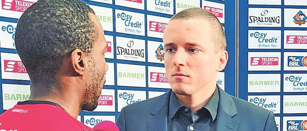 Bisher gefragt: Benni Zander (rechts) arbeitet als freier Kommentator.