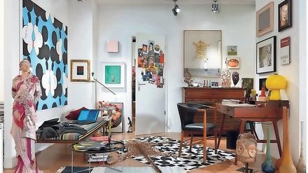 Die aktuelle Ausstellung ist szenisch arrangiert.