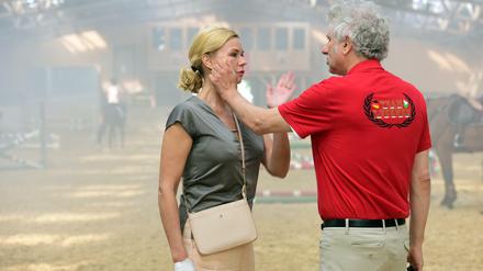  Sabine (Veronica Ferres) hat gehofft, dass Otto (Udo Wachtveitl) an ihrer Seite kämpfen würde. Doch er nimmt sie und ihr Anliegen nicht ernst. 