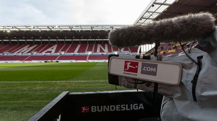 Ohne Medienerlöse aufgeschmissen. Bundesligist Mainz 05 sieht seine Existenz bedroht.