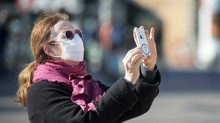 Eine App, die die Eindämmung des Coronavirus vorantreiben soll, was das Top-Thema am Mittwoch.