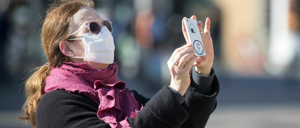 Eine App, die die Eindämmung des Coronavirus vorantreiben soll, was das Top-Thema am Mittwoch.