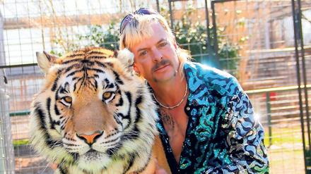 Die Großkatzenzüchter machen gutes Geld mit seltenen Arten. Joe Exotic betreibt seinen eigenen Youtube-Kanal.