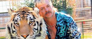 Die Großkatzenzüchter machen gutes Geld mit seltenen Arten. Joe Exotic betreibt seinen eigenen Youtube-Kanal.