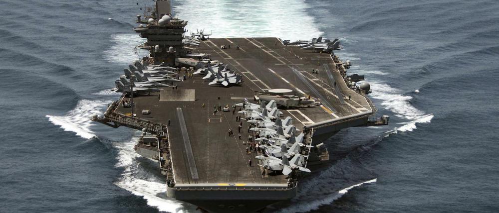 Auf der USS "Theodore Roosevelt" waren Anfang vergangener Woche zunächst drei Seeleute positiv auf das neuartige Virus getestet worden.