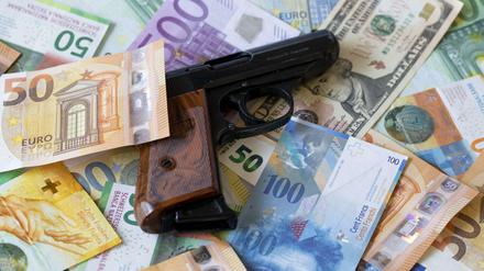 Es droht noch mehr Geldwäsche. Ermittler befürchten, dass Kriminelle die Not der Wirschaft in der Coronakrise ausnutzen.