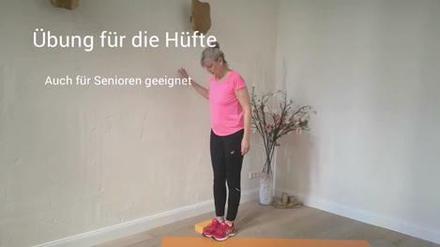 Für Senioren geeignet. So trainieren Sie Ihre Hüfte richtig.