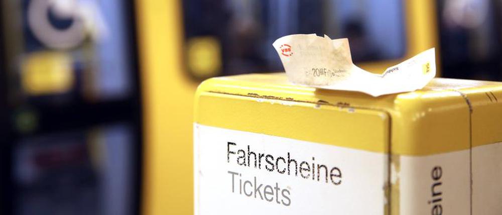 Is’ nicht egal. Ohne Ticket geht’s schlimmstenfalls ins Gefängnis.