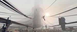 „Half-Life: Alyx“ ist das mit Abstand aufwendigste VR-Game. Der Spieler muss sich in City 17 gegen Kopfkrabben, Kampfdrohnen und Zombies behaupten. 