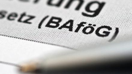 Zusätzlich zum Bafög sollte es Notfallfonds für Studierende geben, wird gefordert.