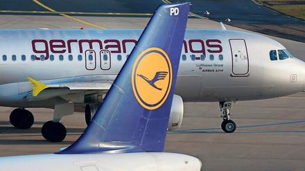 Bei den Mitarbeitern von Germanwings herrscht große Unsicherheit über ihre Zukunft. Foto: Oliver Berg/dpa