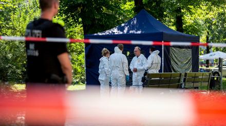 Mit Kopfschüssen getötet. Der Attentäter kam mit einem Fahrrad und erschoss Zelimkhan Khangoshvili. 