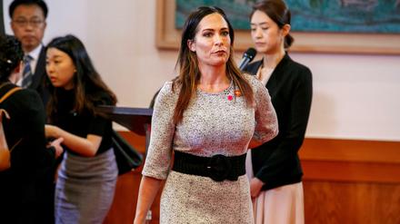 Meistens im Hintergrund: Donald Trumps scheidende Pressesprecherin Stephanie Grisham im Briefing Room des Weißen Hauses. 