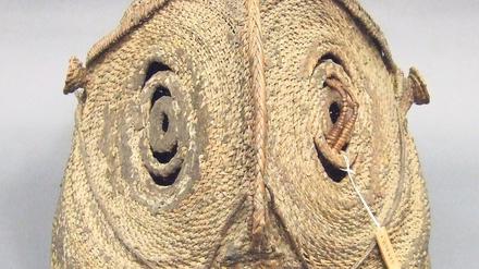 Diese melanesische Maske aus Nordost-Neuguinea wurde vom Berliner Ethnologischen Museum im Jahr 1967 erworben.