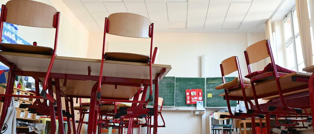 Wann diese Räumlichkeiten wieder mit Schülerinnen und Schülern gefüllt werden, ist weiterhin unklar.