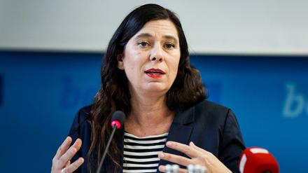 Berlins Bildungssenatorin Sandra Scheeres (SPD) will das Abitur durchziehen.