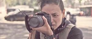 Traumberuf Journalist. Wie in der mexikanischen Serie „Tijuana“, zu sehen im Stream auf Netflix. Nach dem Mord an einem Politiker riskieren dort unerschrockene Journalisten (hier Teté Espinoza) ihr Leben, um der Wahrheit auf die Spur zu kommen. 