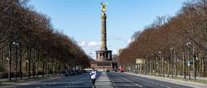 Berlin, du stehst still.