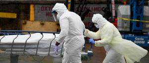 Unter Stress: Allein am Donnerstag sind in New York City 518 Menschen an dem Corona-Virus gestorben.