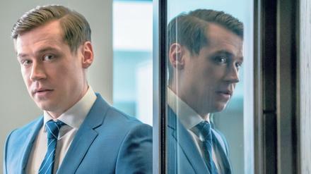 Durch Filme wie „Der Vorleser“ und „Same Same But Different“ wurde David Kross, 29, international bekannt. In der Netflix-Serie „Betonrausch“ spielt er den Immobilienschwindler Viktor Stein, der sich zunehmend in einen Strudel aus Lügen, Betrug und Täuschung manövriert. 