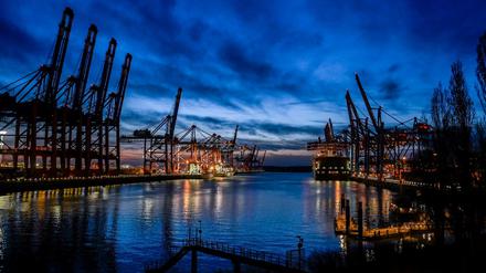 Das Besondere an der Krise: Sie trifft Industriestaaten ebenso wie Entwicklungsländer.