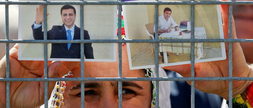 Auch der Kurdenpolitiker Selahattin Demirtas bleibt hinter Gittern.