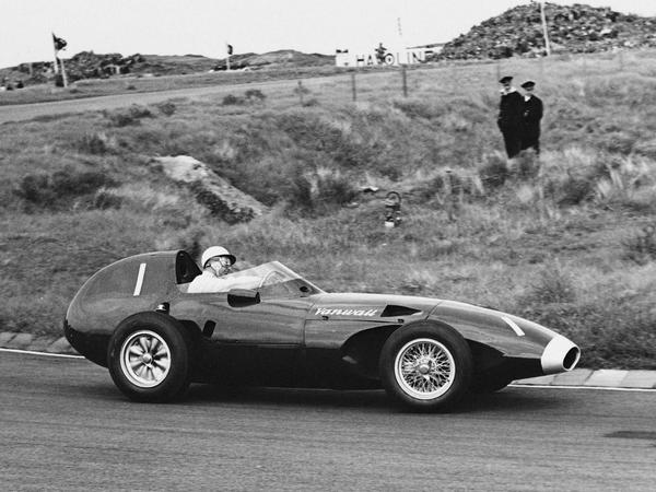 Bleifuß: Stirling Moss gab immer Vollgas.