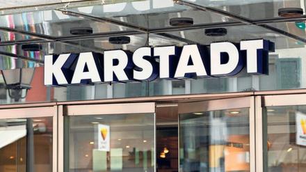 Es geht um die Rettung von Firmen, die eigentlich gesund wirtschaften. Karstadt ist so ein Beispiel.