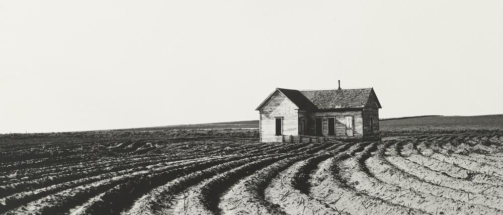 Dorothea Lange. Tractored Out, Childress County. 1938.