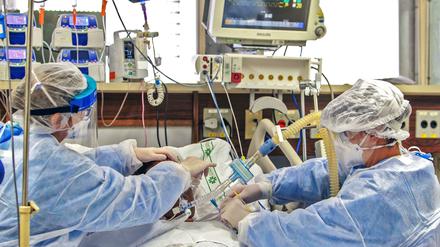 Behandlung eines Covid-19-Patienten.